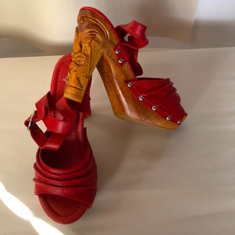 Lucky Lou Rockabilly Ankle Strap Wood Heel Sandals